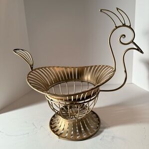 Chic Gold Bird-Shaped Wire Basket